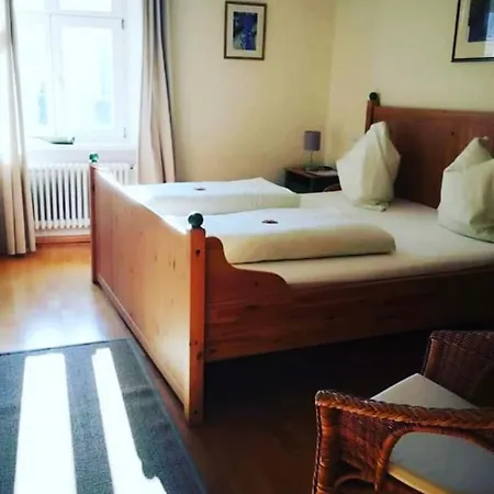 Landgasthof Rebstock *